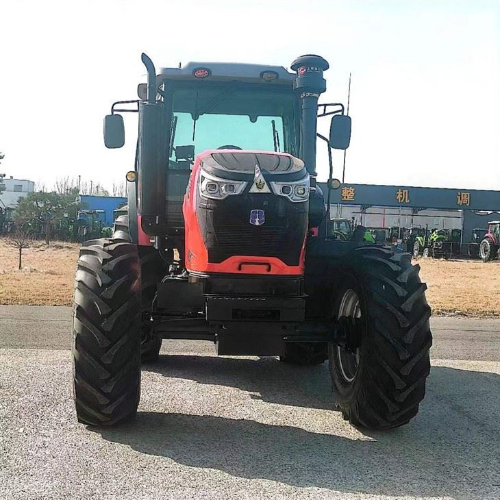 220HP Tractor