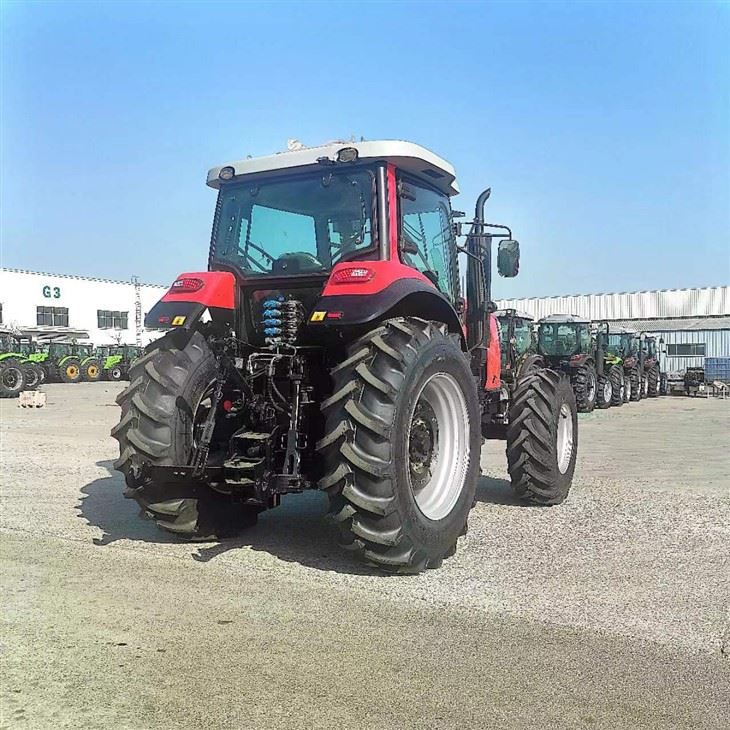 220HP Tractor