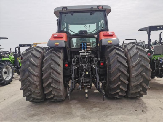 260hp Farm Tractor