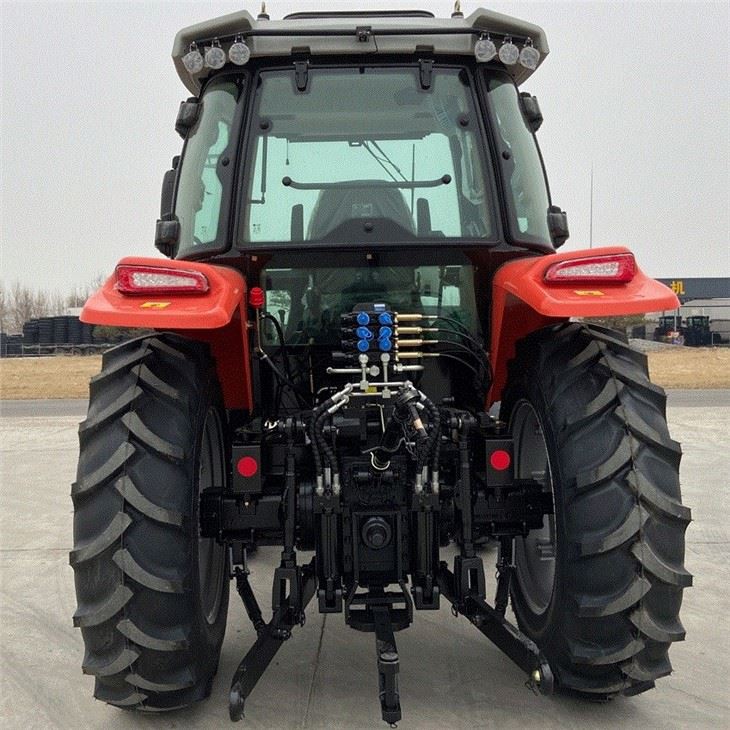 Geometry Brand 140 Horse Power Tractor