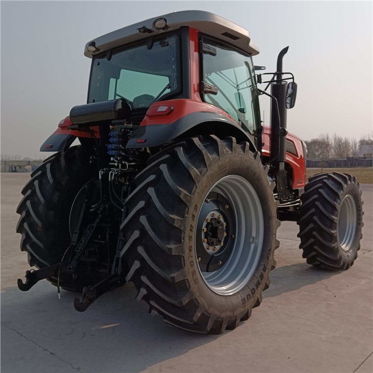 Geometry Brand 240 Horse Power Tractor