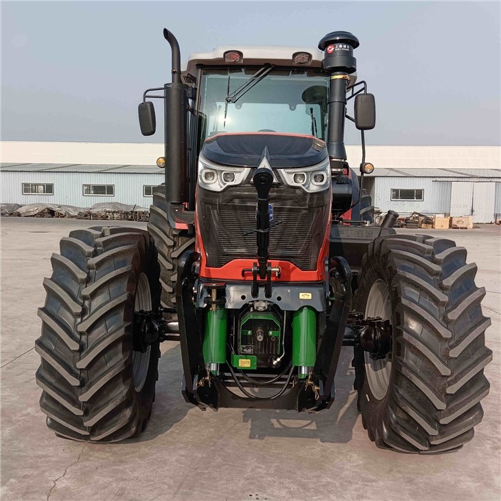 Geometry Brand 240 Horse Power Tractor