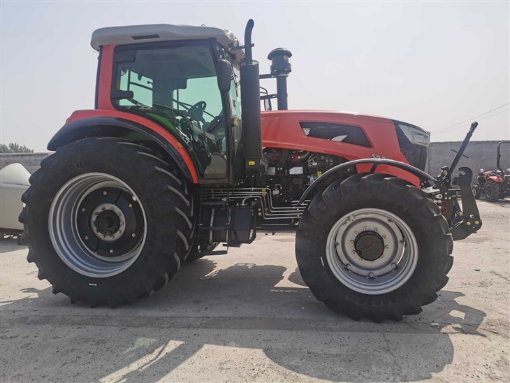 SADIN Big Farm Tractor 240 HP 4x4 4WD