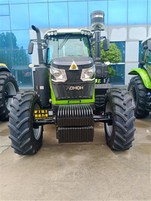 SADIN200 HP Traktor s pohonom všetkých štyroch kolies pre veľké farmy